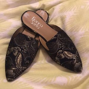 Franco Sarto black Tapestry mules